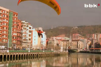 ramon morillas bilbao paramotor Ramón Morillas sobrevolando Bilbao