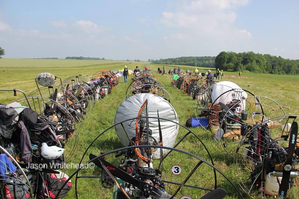Campeonato de Francia 2014 10269507 633186790106568 2487698919911915899 n Campeonato de Francia de paramotor 2014.