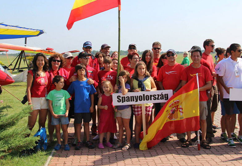 mundial-paramotor-2014-spain mundial paramotor 2014 spain Plata y bronce para Karen y Ramón en el Mundial de Paramotor 2014